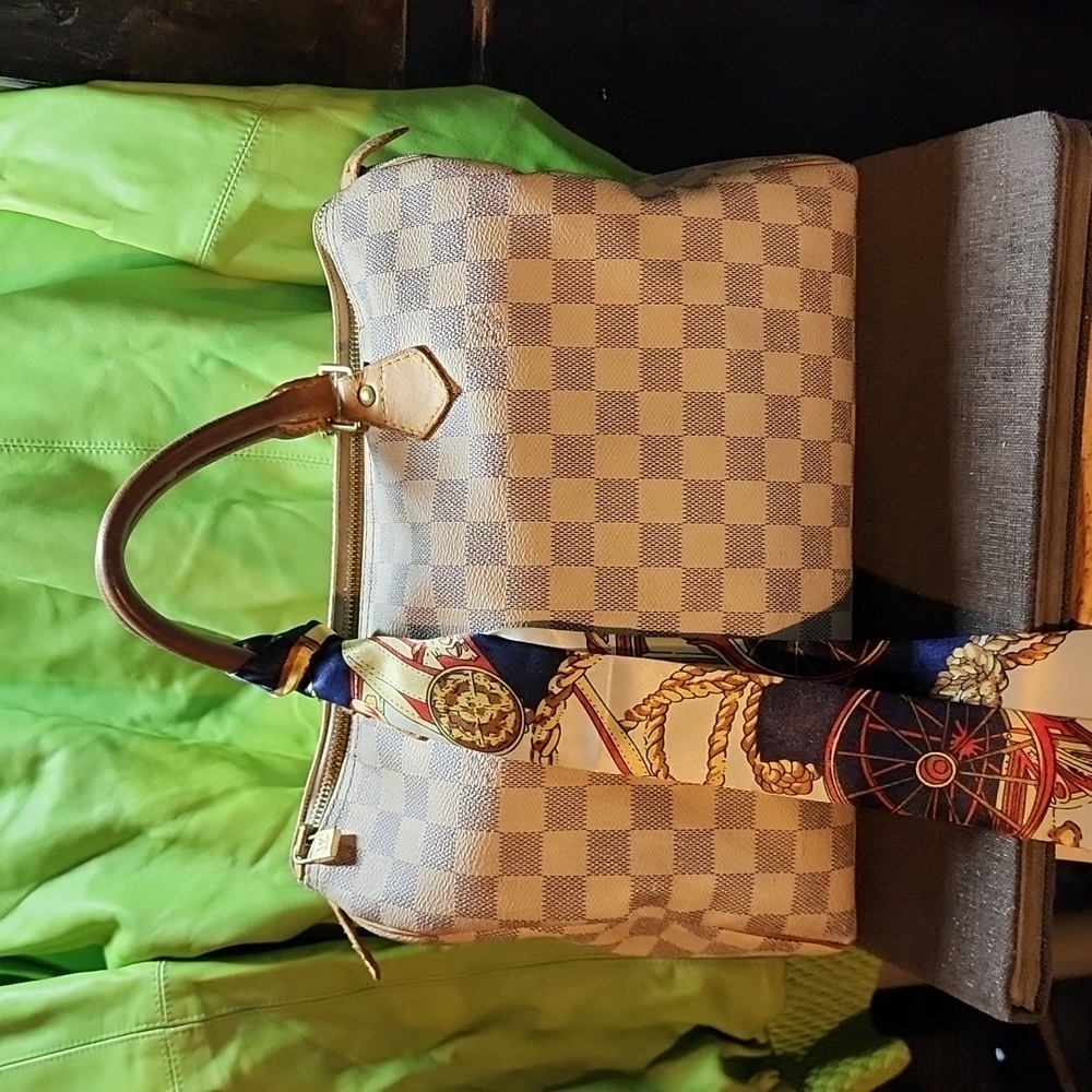 Louis Vuitton Damier Azur Speedy 30